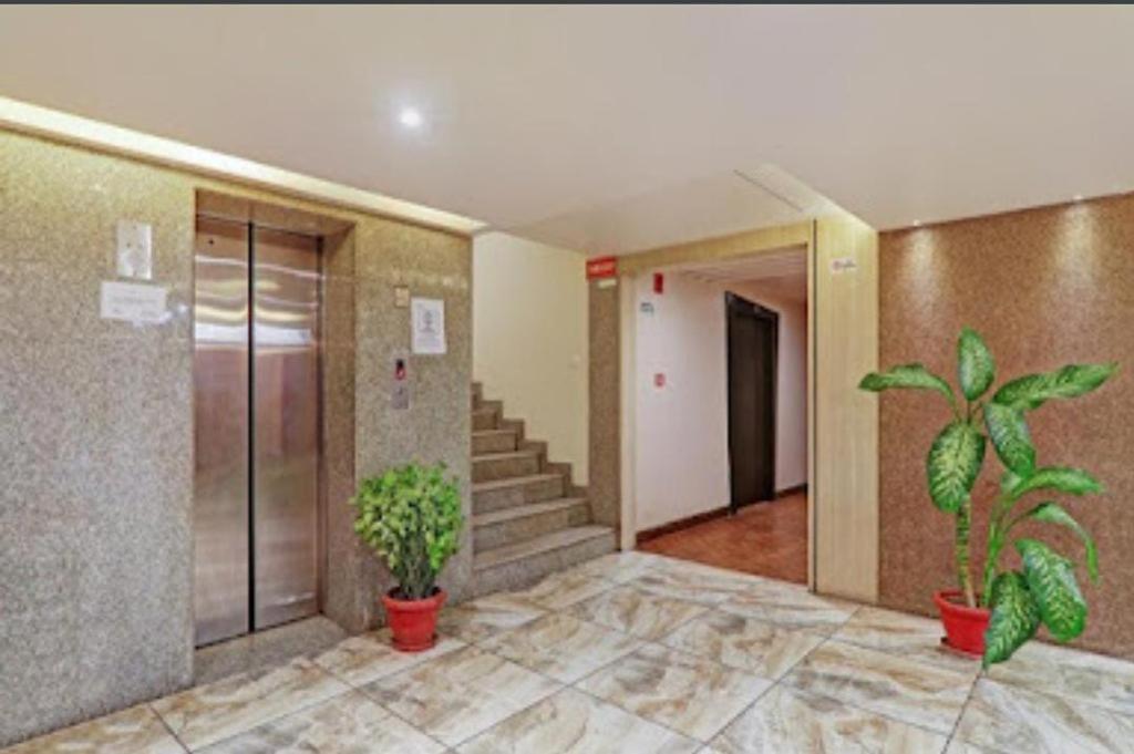 Shelter Hotel Лакхнау Екстер'єр фото