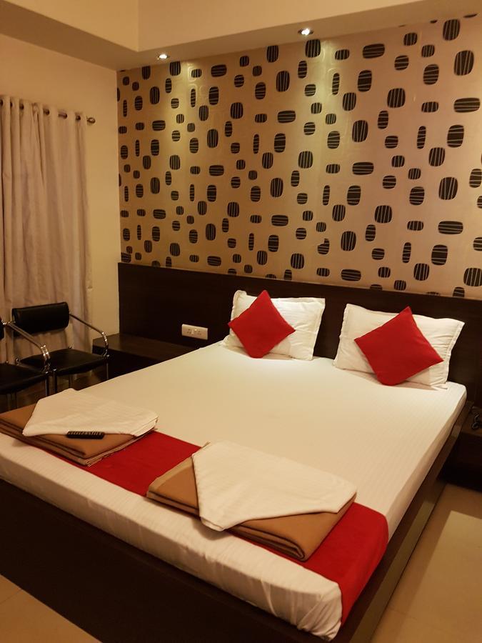Shelter Hotel Лакхнау Екстер'єр фото
