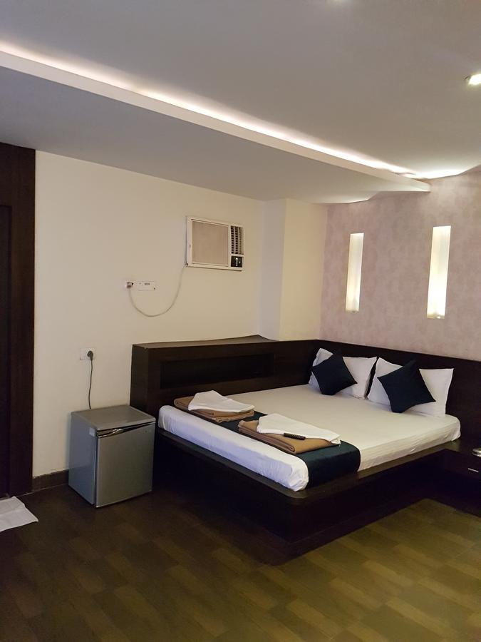 Shelter Hotel Лакхнау Екстер'єр фото