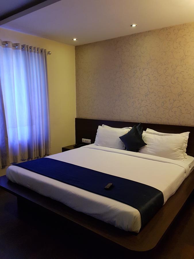Shelter Hotel Лакхнау Екстер'єр фото